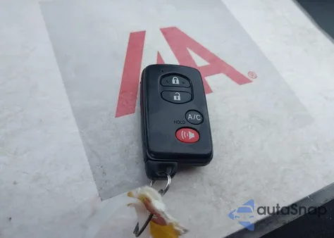 2010 Toyota Prius Iv z USA, uszkodzony, nr VIN JTDKN3DU5A0064755